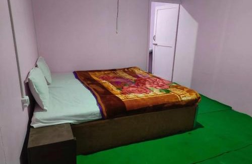 Leh Hotel | Inviting Golden Mark Cottage Near Tsomoriri Lake