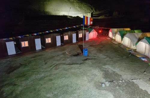 Leh Hotel | Inviting Golden Mark Cottage Near Tsomoriri Lake