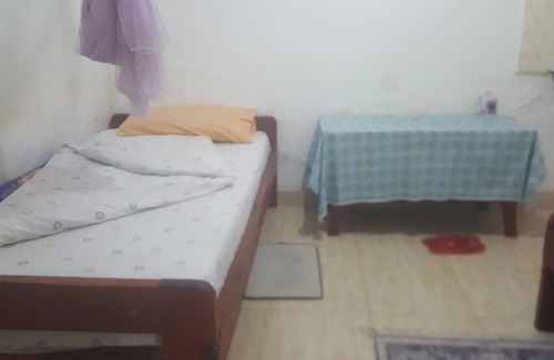 Kisoro House | Budget-Friendly Golden Monkey Guest House with Spa & Dining