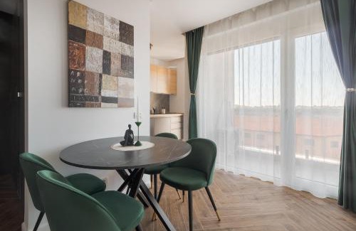 Oradea Apartment | Golden Noir Retreat