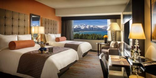 Stateline Hotel | Discover Golden Nugget Lake Tahoe: Pet-Friendly Retreat
