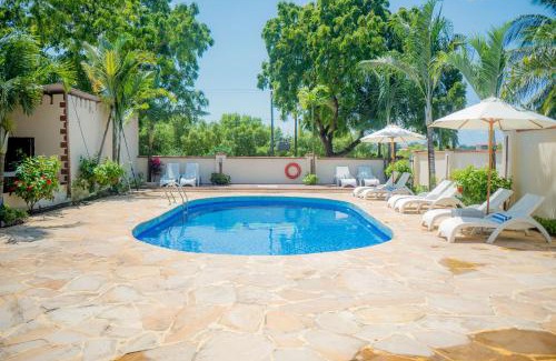 Chukwani Hotel | Stylish Oceanfront Retreat at Golden Palm Boutique Zanzibar