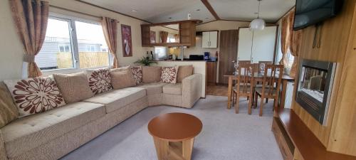 Chapel Saint Leonards Other | Top-Rated Golden Palm Resort - Pet-Friendly Coastal Retreat