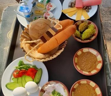 Al Haram Hotel | GOLDEN PYRAMiDS TEMPLE ViEW HOTEL all king rooms with jacuzzi & pyramids view