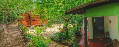 Dambulla Bed & Breakfast | Unforgettable Stay at Golden Rainbow Guest House