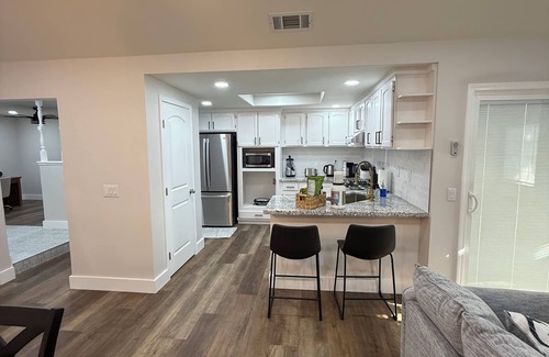 Madera House | "Golden Retreat –3BR/2BA Escape" located in the top neighborhood in Madera