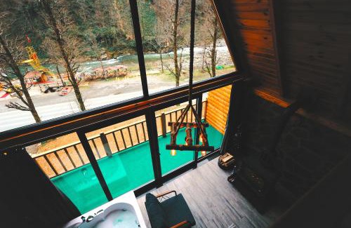 Ayder Hotel | Golden Rose Bungalov: Family-Friendly Retreat with Hot Tub