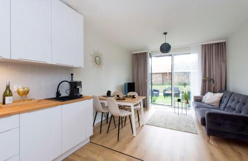 Wyspa Sobieszewska Apartment | Discover Golden Sand - Baltic Line: Pet-Friendly Retreat