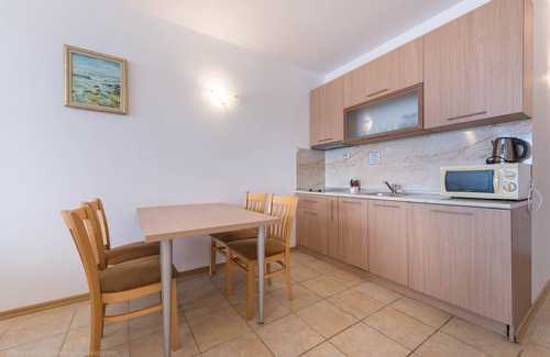 Golden Sands Apartment | Ocean View Golden Sands Rentals with Pet-Friendly Amenities