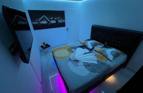 Poteries Apartment | Golden Seconds: Guest Rated 9/10 with Spa & Pet-Friendly Options