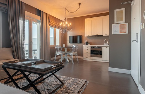 Perea Hotel | Golden Star City Resort: 4-Star Retreat with Ocean Views