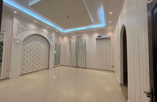 Baniyas Apartment | Discover Golden Stay: Your Next Memorable Escape