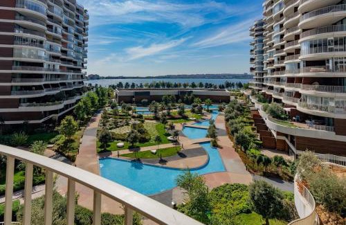 Kucukcekmece Apartment | Golden Stones House Sea And Lake View