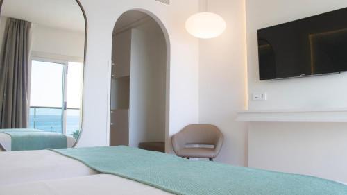 Pineda de Mar Hotel | Experience Golden Taurus Aquapark Resort with Ocean Views