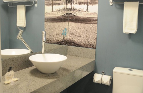 Grand Ville Hotel | Elevate Your Stay at Golden Tower Aeroporto by Fênix Hotéis