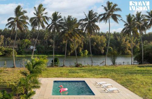 Heggadadevankote Villa | Experience StayVista at Golden Triangle with River View & Bonfire