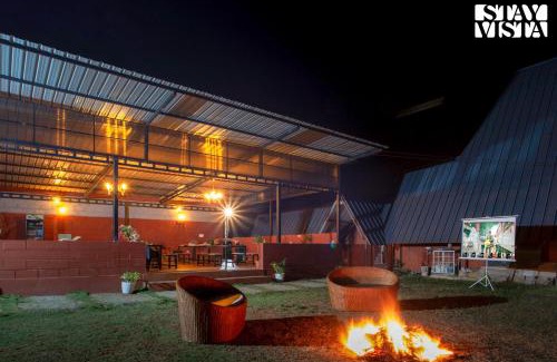Heggadadevankote Villa | Experience StayVista at Golden Triangle with River View & Bonfire