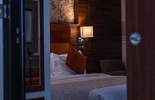 Constantine Hotel | Experience Golden Tulip Alexandre: Family-Friendly Getaway