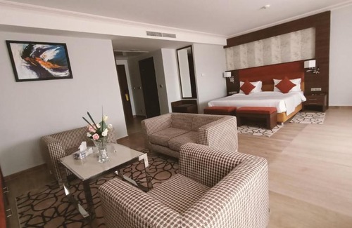 Constantine Hotel | Experience Golden Tulip Alexandre: Family-Friendly Getaway