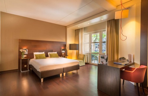 Nijkerk Hotel | Relax at Golden Tulip Ampt van Nijkerk with Pool & Spa