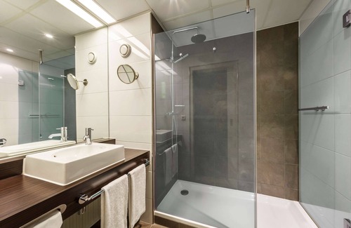Nijkerk Hotel | Relax at Golden Tulip Ampt van Nijkerk with Pool & Spa
