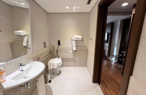 Sao Jose dos Campos Hotel | Top-Rated Golden Tulip Sao Jose Dos Campos with Spa Access