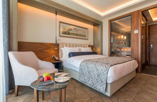 Bayrampasa Hotel | Elegant Escape at Golden Tulip Istanbul Bayrampasa Hotel