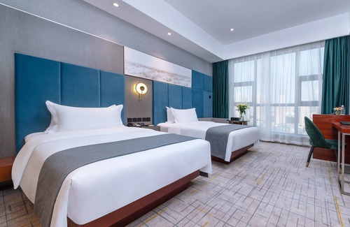 Han Yang Hotel | Accessible Comfort at Golden Tulip Wuhan Wangjiawan Hotel