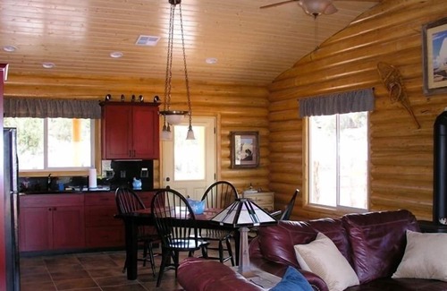 Kanab Cabin | Goldena's Cabin in Kanab- Great Views