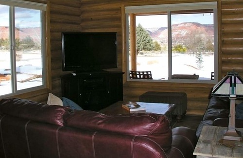 Kanab Cabin | Goldena's Cabin in Kanab- Great Views