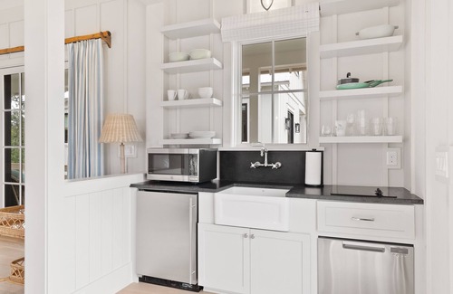 Johns Island House | Creekside Bungalow at Kiawah River - Rated 10/10 by Guests