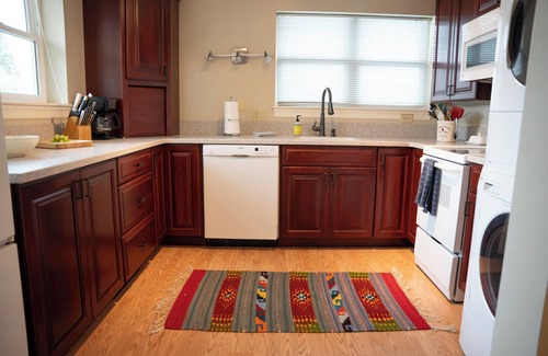 Heart of Missoula Hotel | Elegant Goldsmith's Riverfront Inn with Family-Friendly Amenities