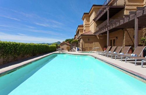 Morgan Hill House | Discover Golf and Wineries in Morgan Hill's Comfort