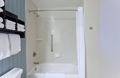 Morgan Hill House | Discover Golf and Wineries in Morgan Hill's Comfort