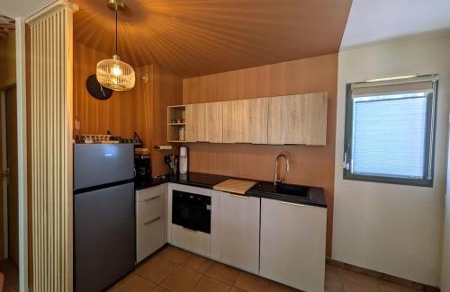 Saumane-de-Vaucluse Apartment | Golf apartment