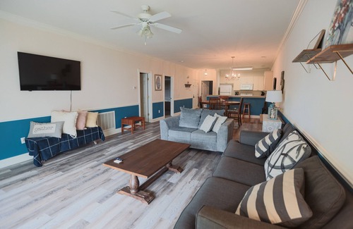 Myrtle Beach Condo | Elevate Your Stay: Golf, Beach & Family Fun Awaits You