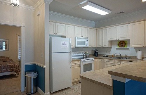 Myrtle Beach Condo | Elevate Your Stay: Golf, Beach & Family Fun Awaits You