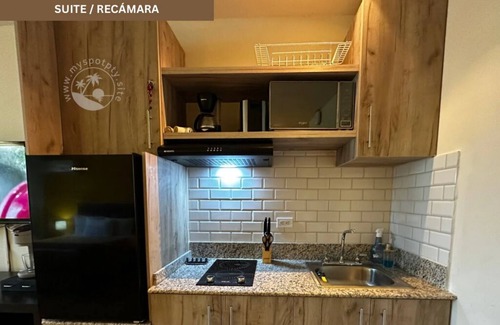 Playa Coronado Apartment | Guest Rated 10/10: Golf, Beach & Pool in Private Suite