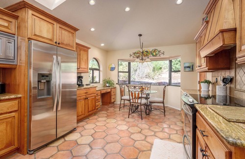 Oak Creek House | Experience Sedona: 10/10 Rated with Pool & Ocean Views