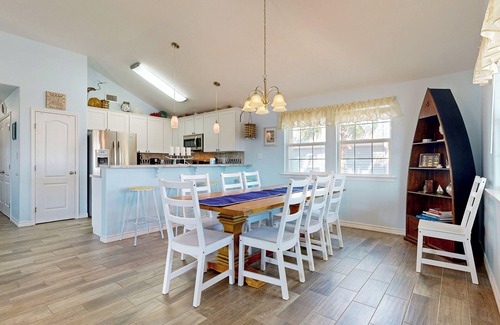 Leeward Sands House | Oceanfront 3BD Retreat with Spa & Pet-Friendly Perks