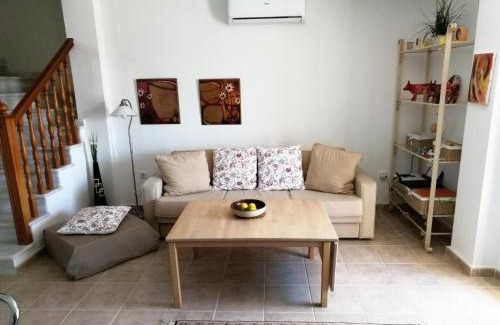 Rojales House | Exclusive Views at Golf Club La Marquesa with Pool Access