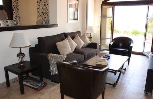 Hacienda del Alamo Villa | Golf Course Villa Overlooking the 14th Hole with Pool