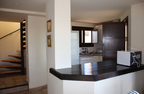 Hacienda del Alamo Villa | Golf Course Villa Overlooking the 14th Hole with Pool