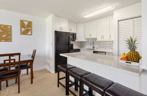 Kahuku House | Tranquil Turtle Bay Retreat with Golf Course and Spa