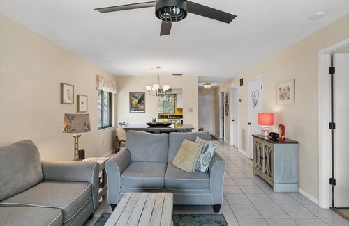 The Meadows Condo | Relax at Tree Top Oasis in The Meadows - Family Friendly Retreat