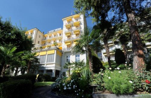 Montreux Hotel | Pet-Friendly Golf Hotel René Capt with Ocean Views