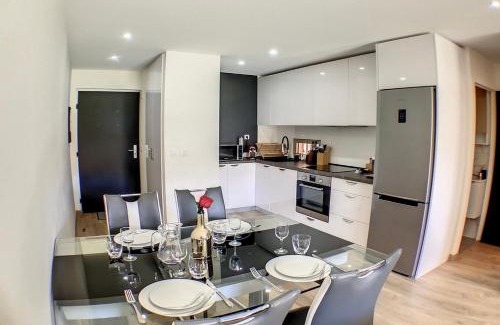 Golfe Juan Apartment | Golf Juans: Poolside Residence Steps from the Beach