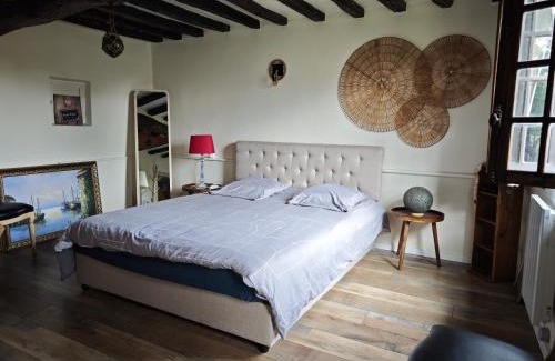 Sainte-Opportune-du-Bosc House | Experience Golf & Love at Our Normandy Oceanfront Retreat