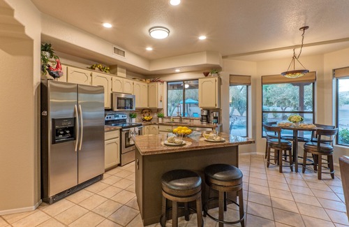 Gold Canyon House | Gold Canyon Golf Oasis: Relaxing Pool, Spa & Mountain Views