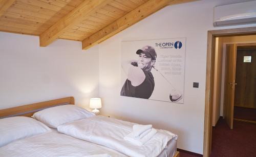 Lazne Bohdanec House | Relaxing Golf Resort Lázně Bohdaneč with Ocean Views